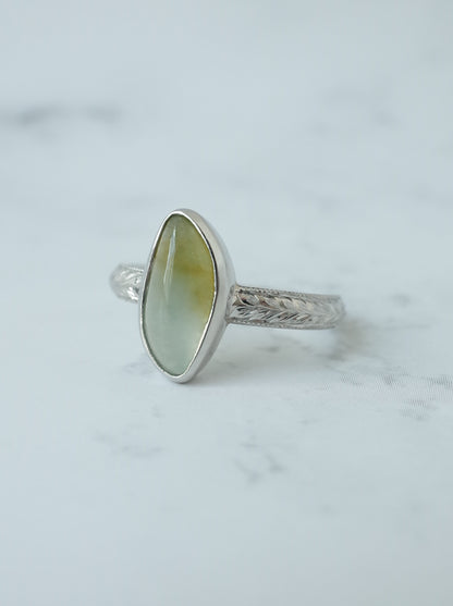 Jadeite Hawaiian Ring - 7