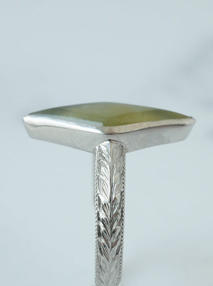 Jadeite Hawaiian Ring - 8