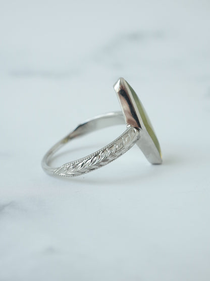 Jadeite Hawaiian Ring - 8